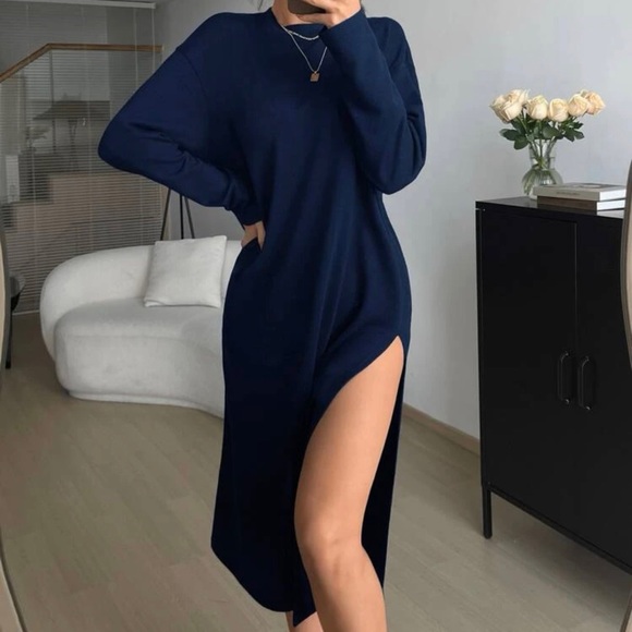 SHEIN Dresses & Skirts - NWOT SHEIN NAVY BLUE SLIT LONG SLEEVED DRESS SIZE SMALL ..could fit a Medium !